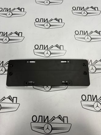 Площадка номерного знака на Mercedes GLK x204 рест amg A2048176378